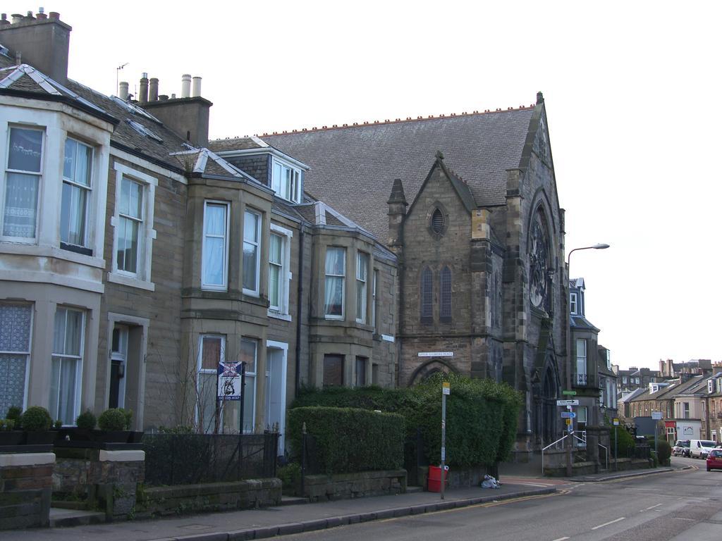 Regis Guest House EDI Buitenkant foto