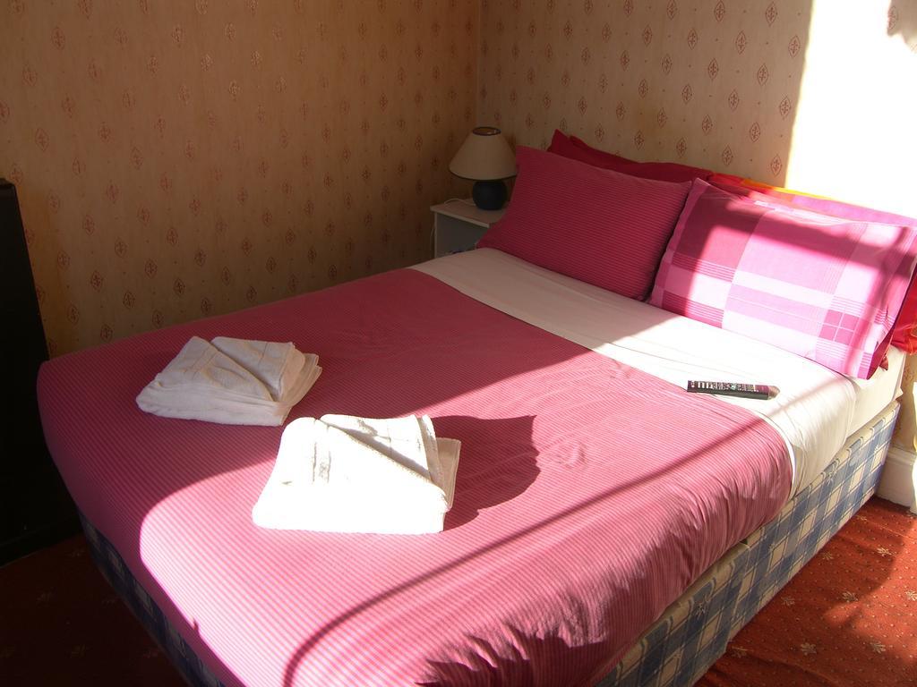 Regis Guest House EDI Buitenkant foto